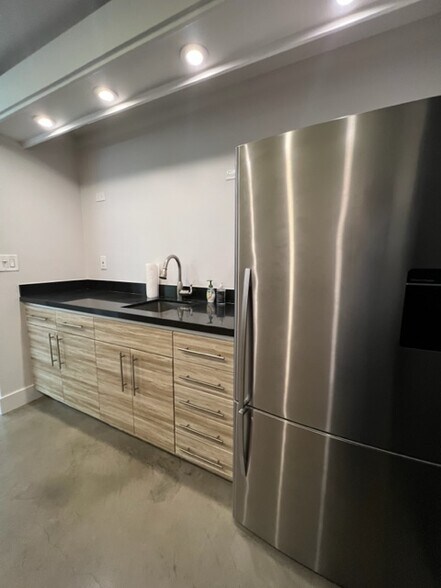 More Photos Of 721 NE 3rd Ave, Fort Lauderdale Office For Lease