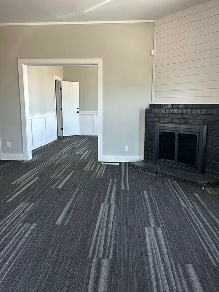 More Photos Of 1225 W Britton Rd, Oklahoma City Office For Sale