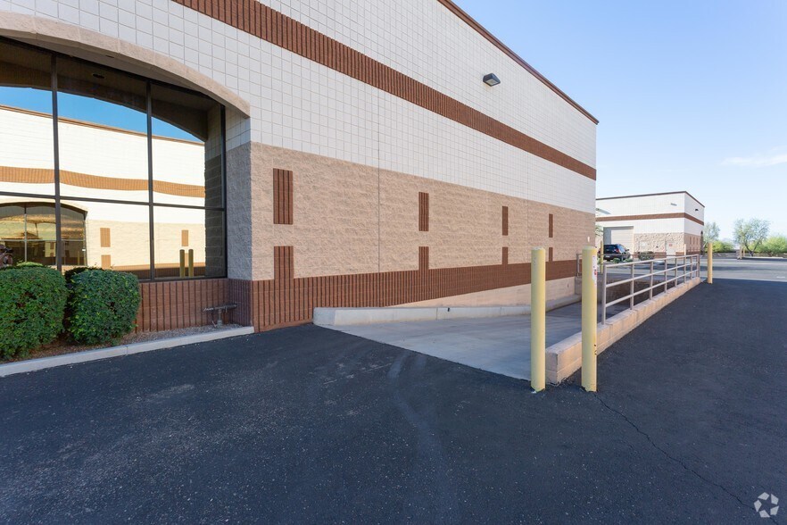 More Photos Of 500-600 N Bullard Ave, Goodyear Unknown For Lease