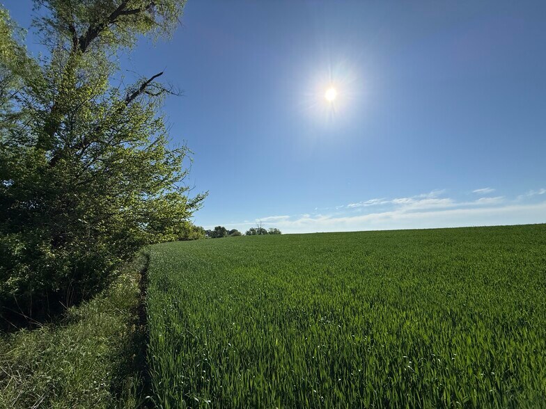 More Photos Of Vandebrook Dr, Waterloo Land For Sale