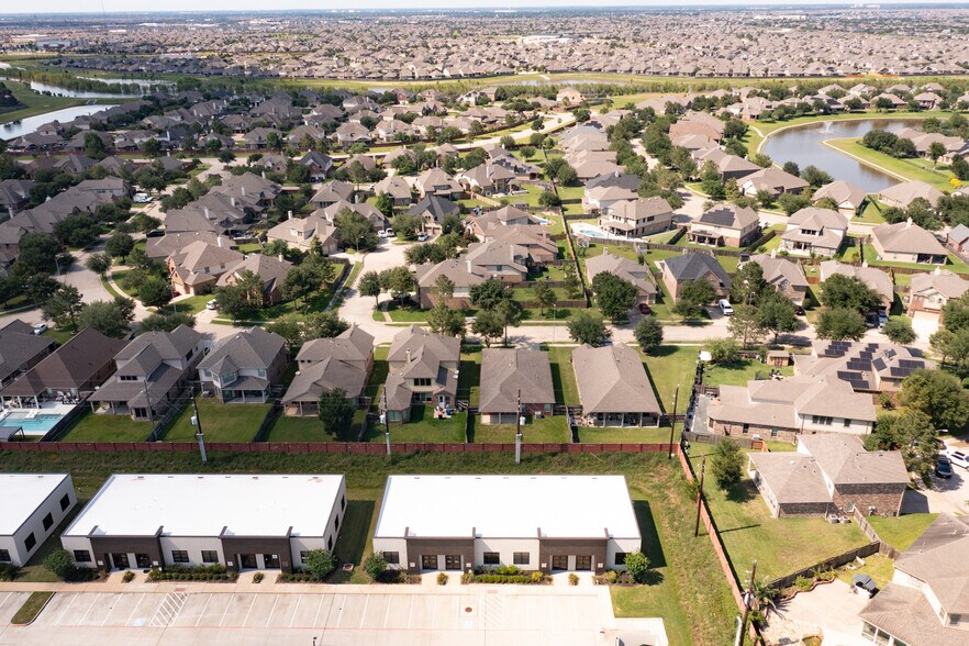 More Photos Of 8118 Fry Rd, Cypress Medical For Lease
