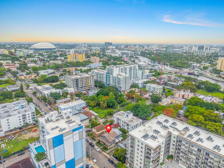 More Photos Of 667 NW 1st St, Miami Land For Sale