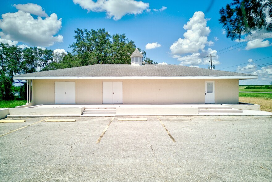More Photos Of 10405 US Highway 27 S, Sebring Freestanding For Sale