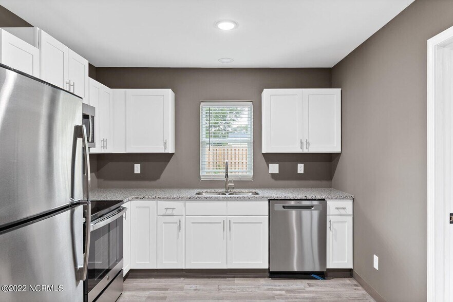 More Photos Of 5049 Park Ave, Wilmington Multifamily For Sale