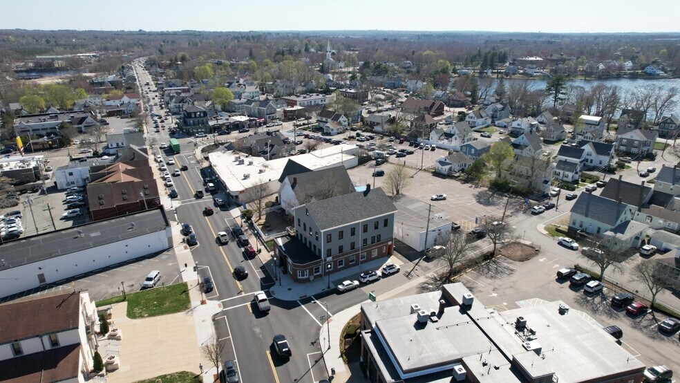 More Photos Of 871 Washington St, Braintree Storefront Retail Office For Lease