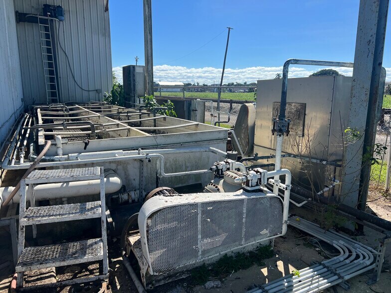 More Photos Of 1008 Railroad St, Belle Glade Specialty For Sale