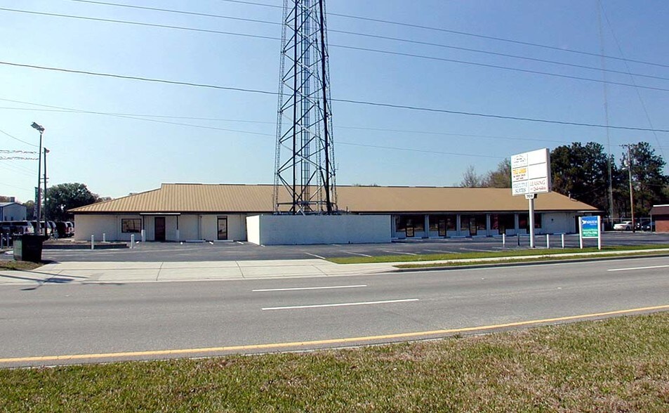 More Photos Of 709 N Park Rd, Plant City Office For Lease