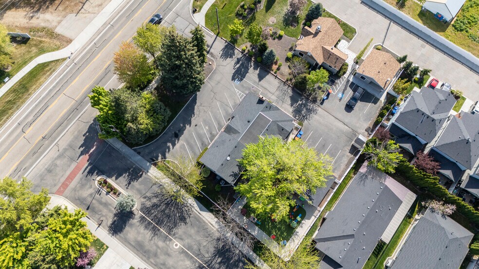 More Photos Of 1275 E State St, Eagle Daycare Center For Sale