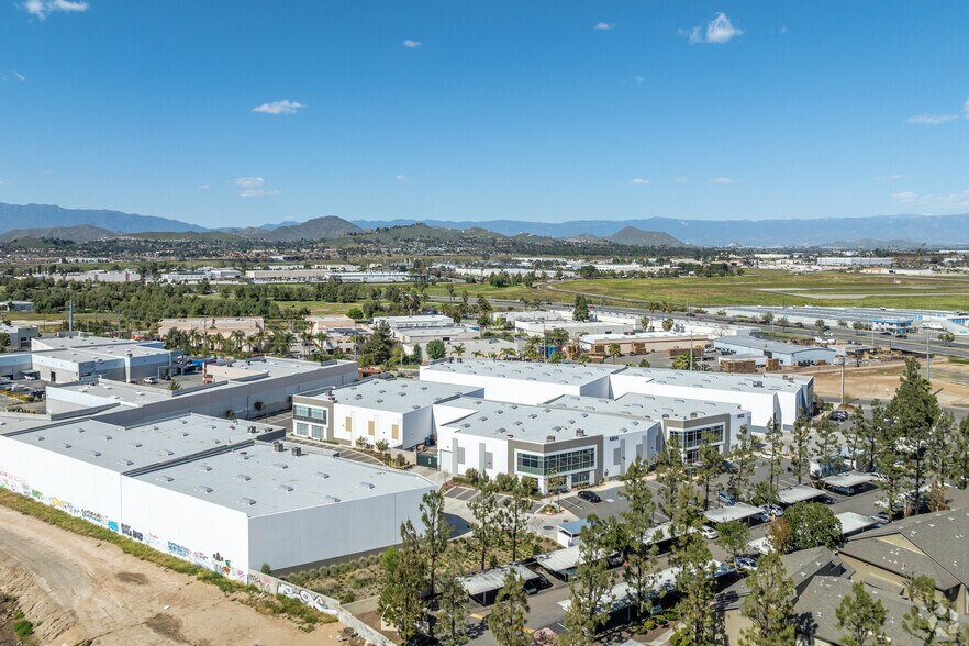 More Photos Of 6604 Doolittle Ave, Riverside Warehouse For Sale