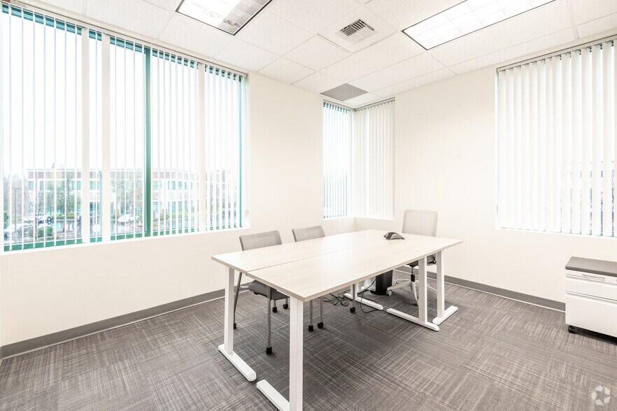 More Photos Of 50 Iron Point Cir, Folsom Office For Lease