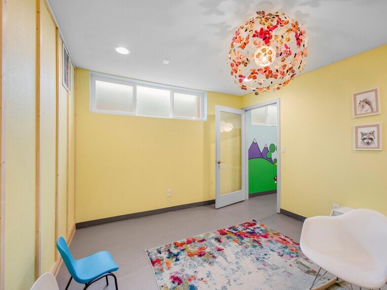 More Photos Of 2260 E 88th Ave, Denver Office Residential For Sale