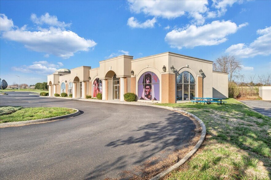 More Photos Of 5049 Valley View Blvd NW, Roanoke Office For Sale