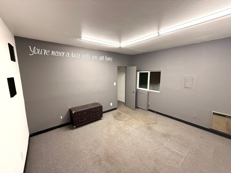 More Photos Of 3113 Market St, San Diego Office Residential For Lease