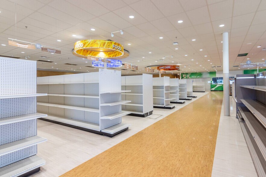 More Photos Of 2938 W Rosamond Blvd, Rosamond Drugstore For Sale