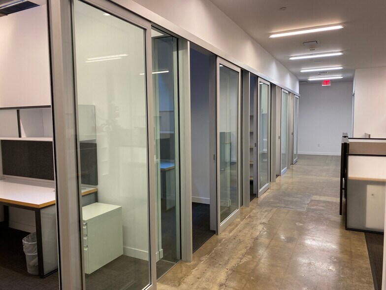 More Photos Of 20310 Plummer St, Chatsworth Manufacturing For Lease