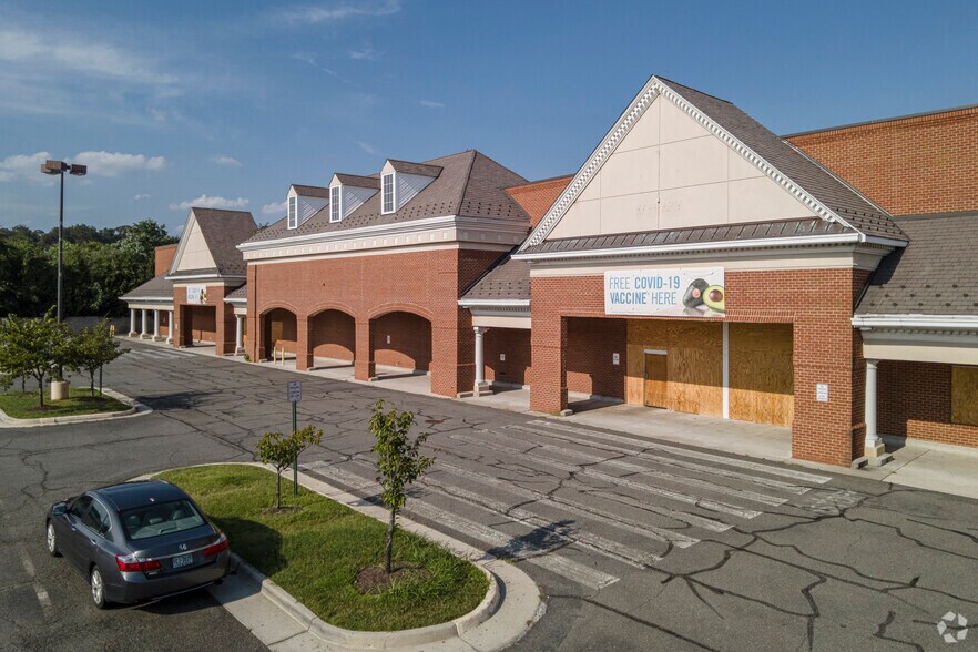 More Photos Of 7451-7475 Richmond Hwy, Alexandria Freestanding For Lease