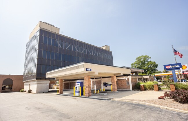 More Photos Of 1000 S Broadway, Highland Office For Lease