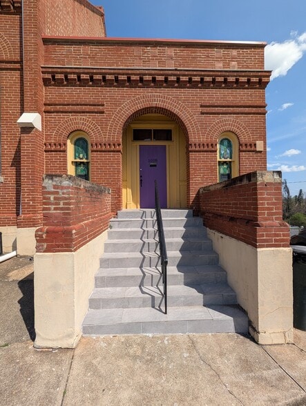 More Photos Of 1018 Rivermont Ave, Lynchburg Multifamily For Sale