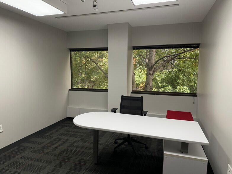 More Photos Of 4390 Route 1 N, Princeton Office For Lease