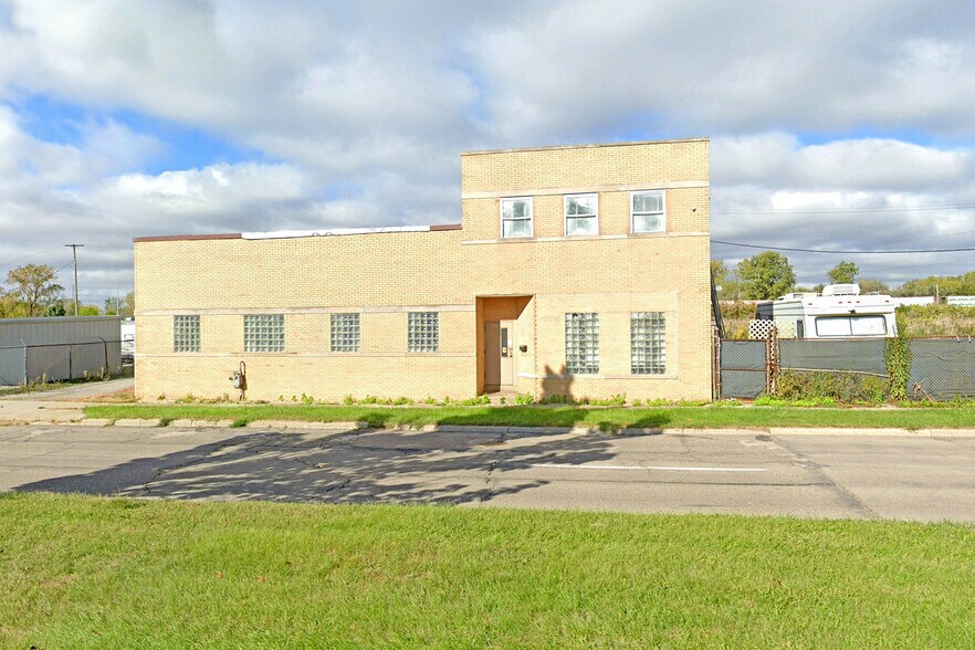 More Photos Of 1240 W Jefferson Ave, Trenton Warehouse For Lease