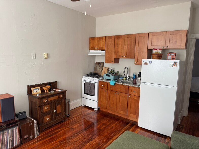 More Photos Of 4718 Cedar Ave, Philadelphia Multifamily For Sale