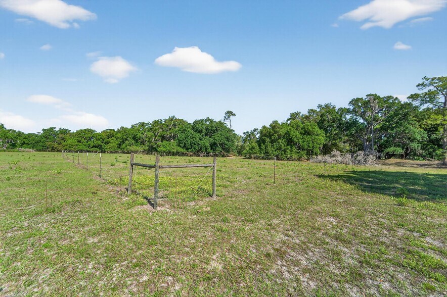 More Photos Of Carlton Rd, Plant City Land For Sale