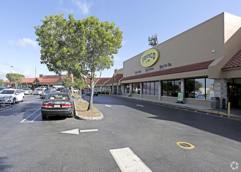 More Photos Of 14505-14657 Bird Rd, Miami General Retail For Lease