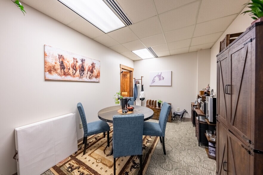More Photos Of 100 2nd St E, Whitefish Office For Sale