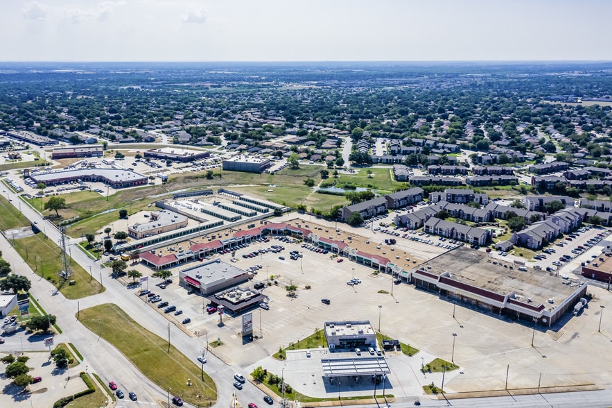 More Photos Of 3439 Altamesa Blvd, Fort Worth Unknown For Lease