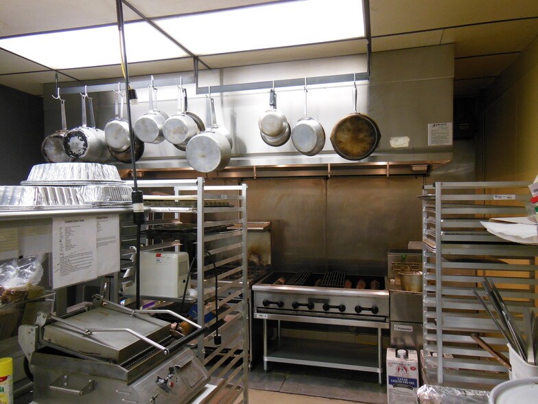 More Photos Of 3301-3315 N Verdugo Rd, Glendale General Retail For Lease