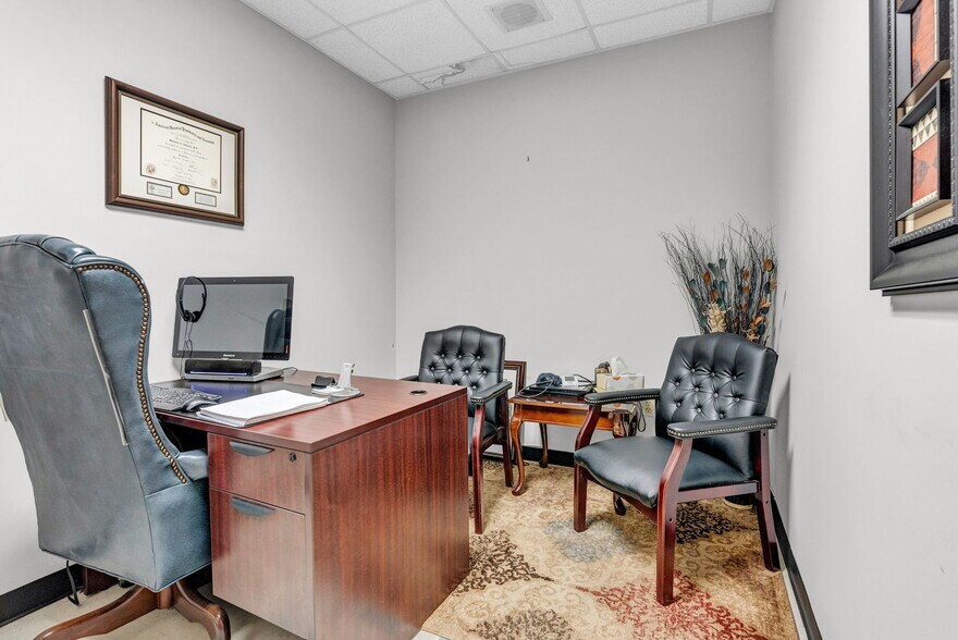 More Photos Of 4171 Marietta St, Powder Springs Medical For Lease