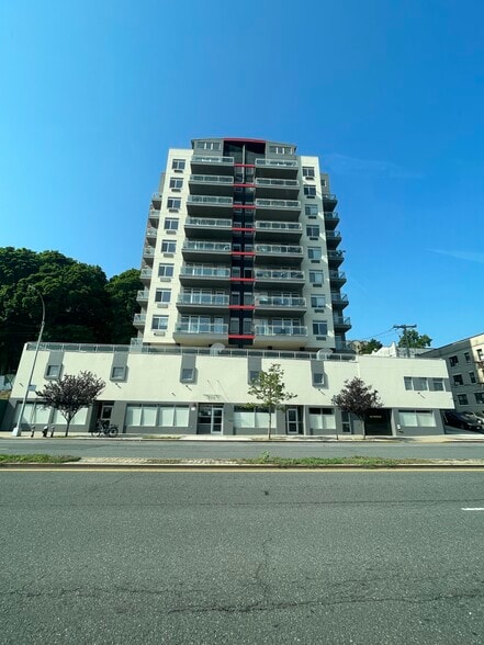 More Photos Of 224 Richmond Ter, Staten Island Apartments For Sale