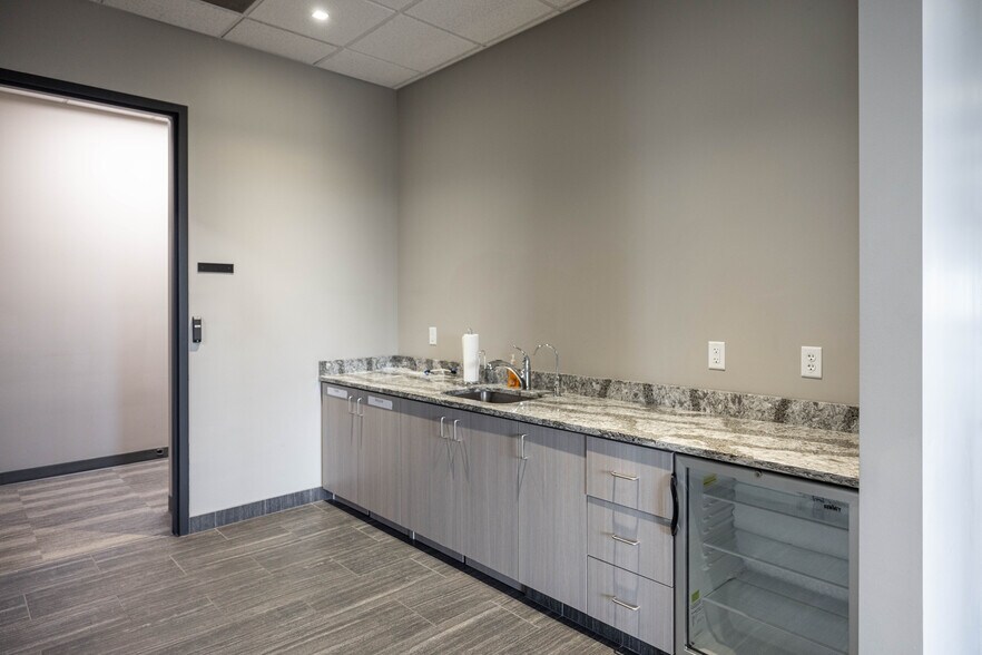More Photos Of 7730 S Union Park Ave, Midvale Office For Lease
