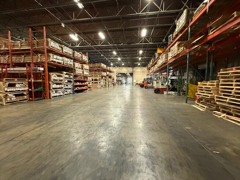 More Photos Of 14 McFadden Rd, Palmer Warehouse For Lease