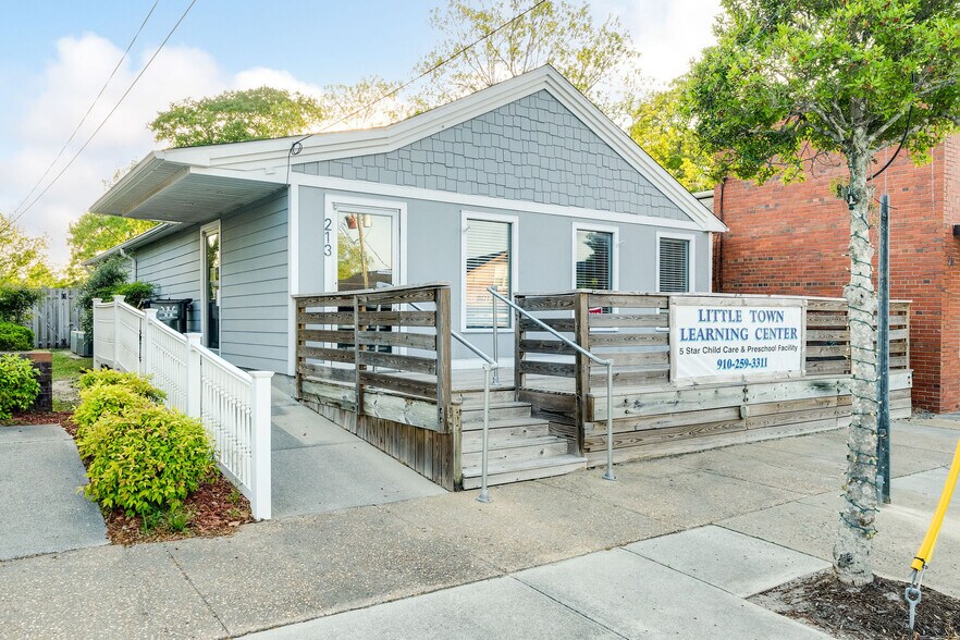 More Photos Of 213 S Wright St, Burgaw Daycare Center For Sale