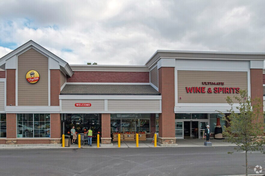 More Photos Of 320 Saw Mill River Rd, Elmsford Storefront For Lease