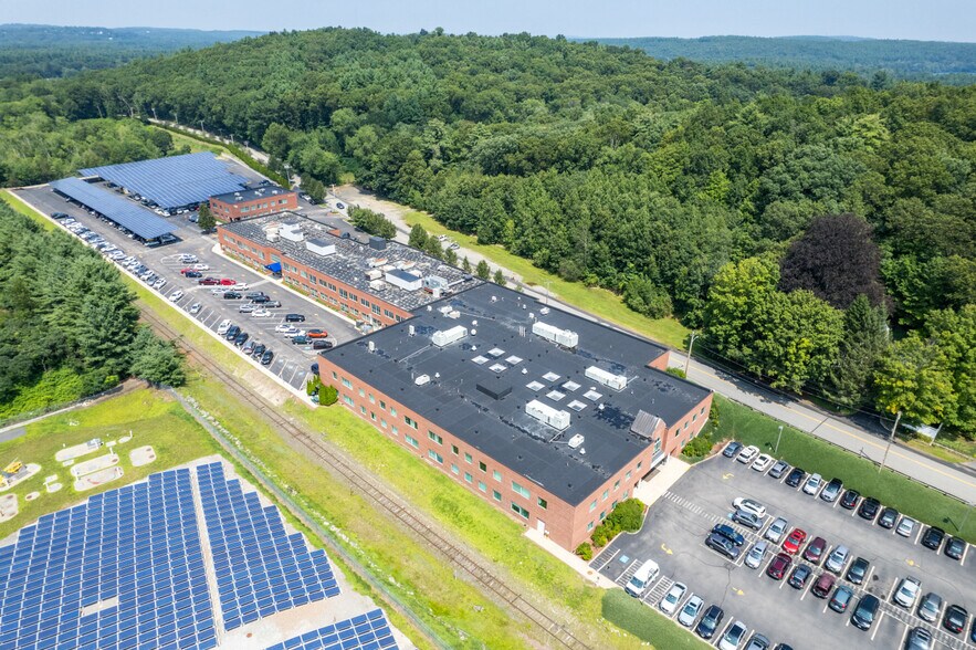 More Photos Of 24-30 Newton St, Southborough Medical For Lease