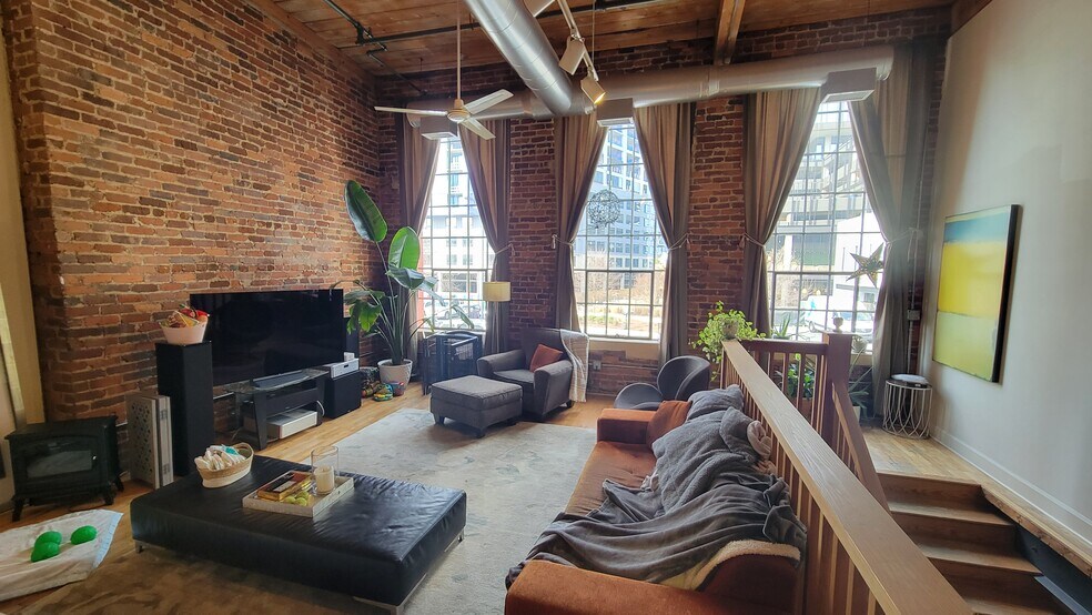 More Photos Of 2108 South Blvd, Charlotte Loft Creative Space For Sale