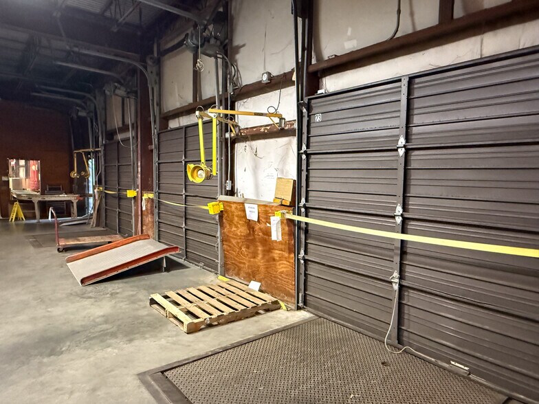 More Photos Of 857 Willow Cir, Hagerstown Distribution For Sale