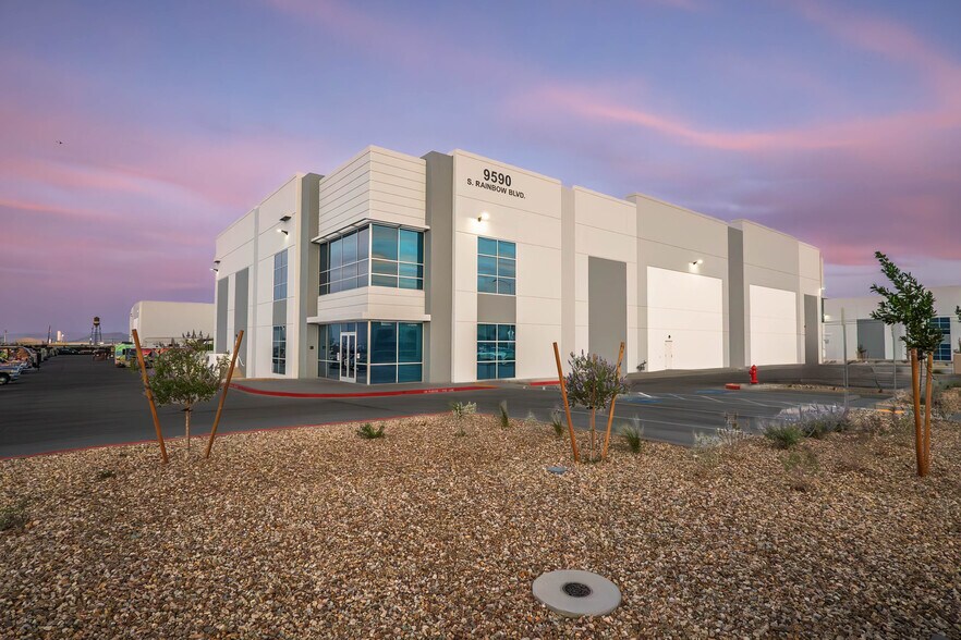 Primary Photo Of 9590 S Rainbow Blvd, Las Vegas Distribution For Lease