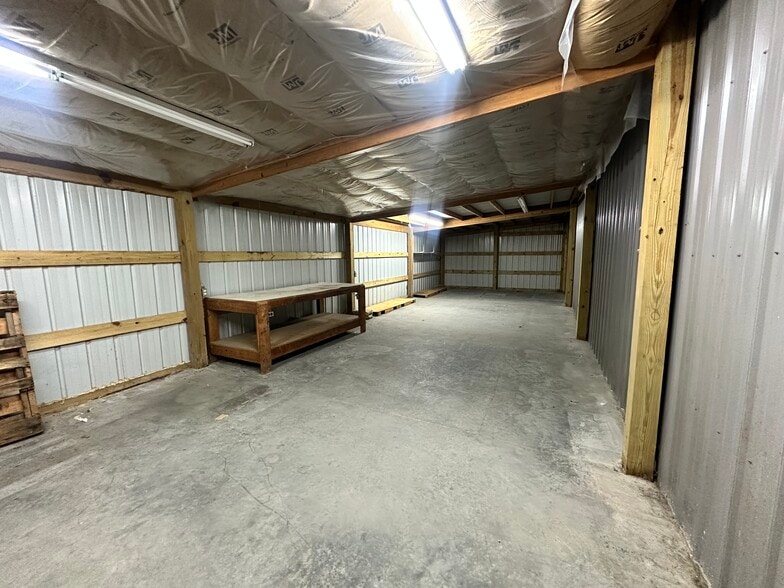 More Photos Of 5019 Char-Augusta Rd, Bamberg Warehouse For Sale