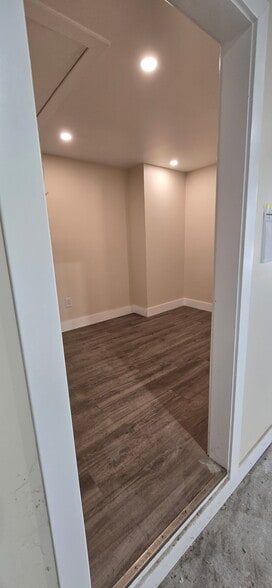 More Photos Of 2916 N Croskey St, Philadelphia Flex For Sale