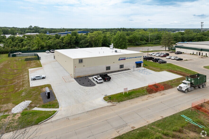 More Photos Of 1510 Progress West Ln, O'Fallon Industrial For Lease