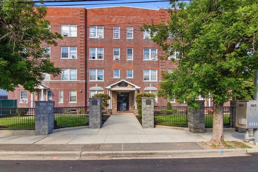 More Photos Of , Hempstead Unknown For Sale