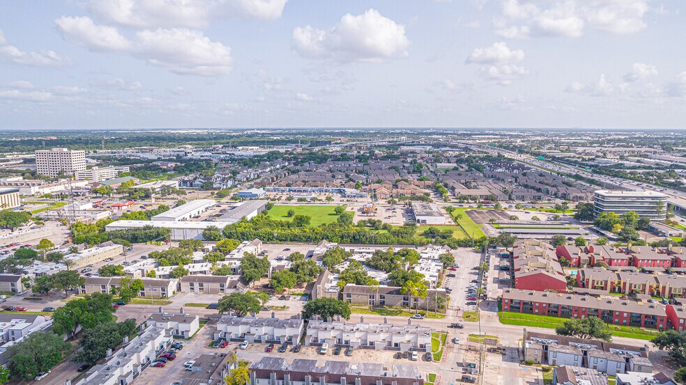 More Photos Of 10108 Bissonnet St, Houston Land For Sale
