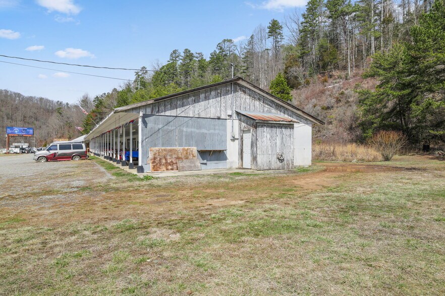 More Photos Of 5264 US Highway 74 W, Whittier Storefront Retail Residential For Sale