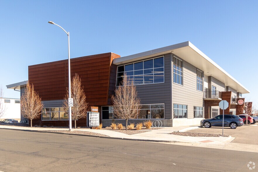 More Photos Of 11640 Teller St, Broomfield Light Distribution For Lease