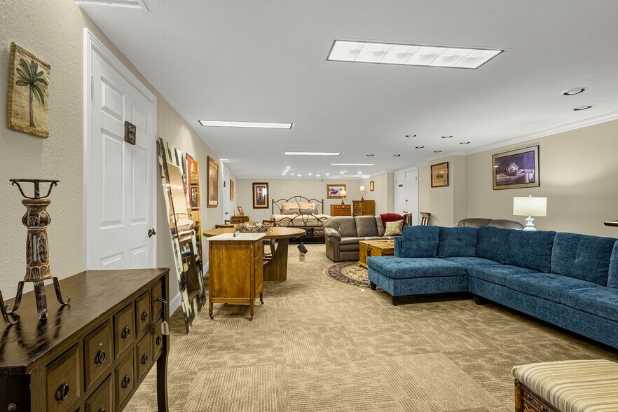 More Photos Of 510 Main St, Canon City Storefront For Sale