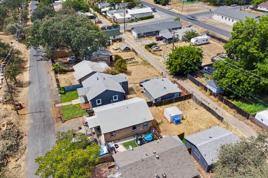 More Photos Of 2690 Ithaca St, Oroville Multifamily For Sale