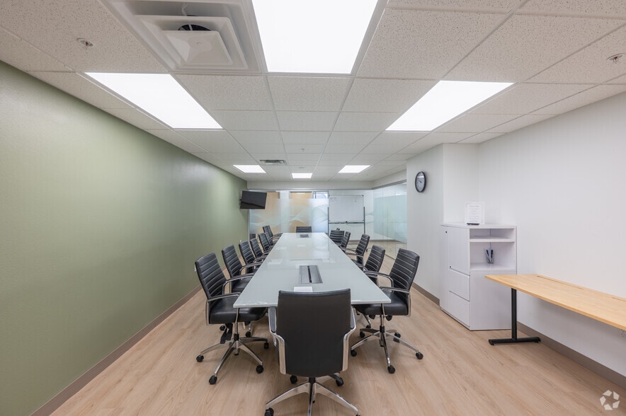 More Photos Of 101 Convention Center Dr, Las Vegas Coworking Space